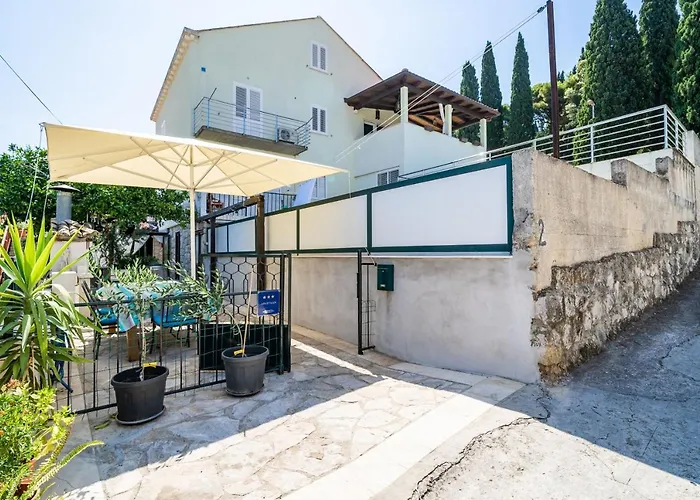 Apartment & Room Sunset Beach